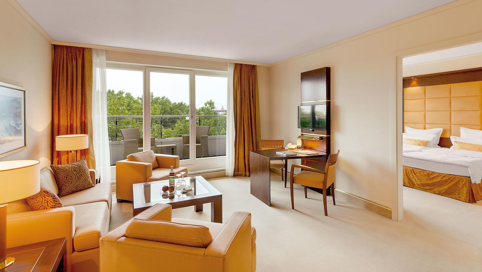 Grand Elysee Hamburg Ngoại thất bức ảnh Suite