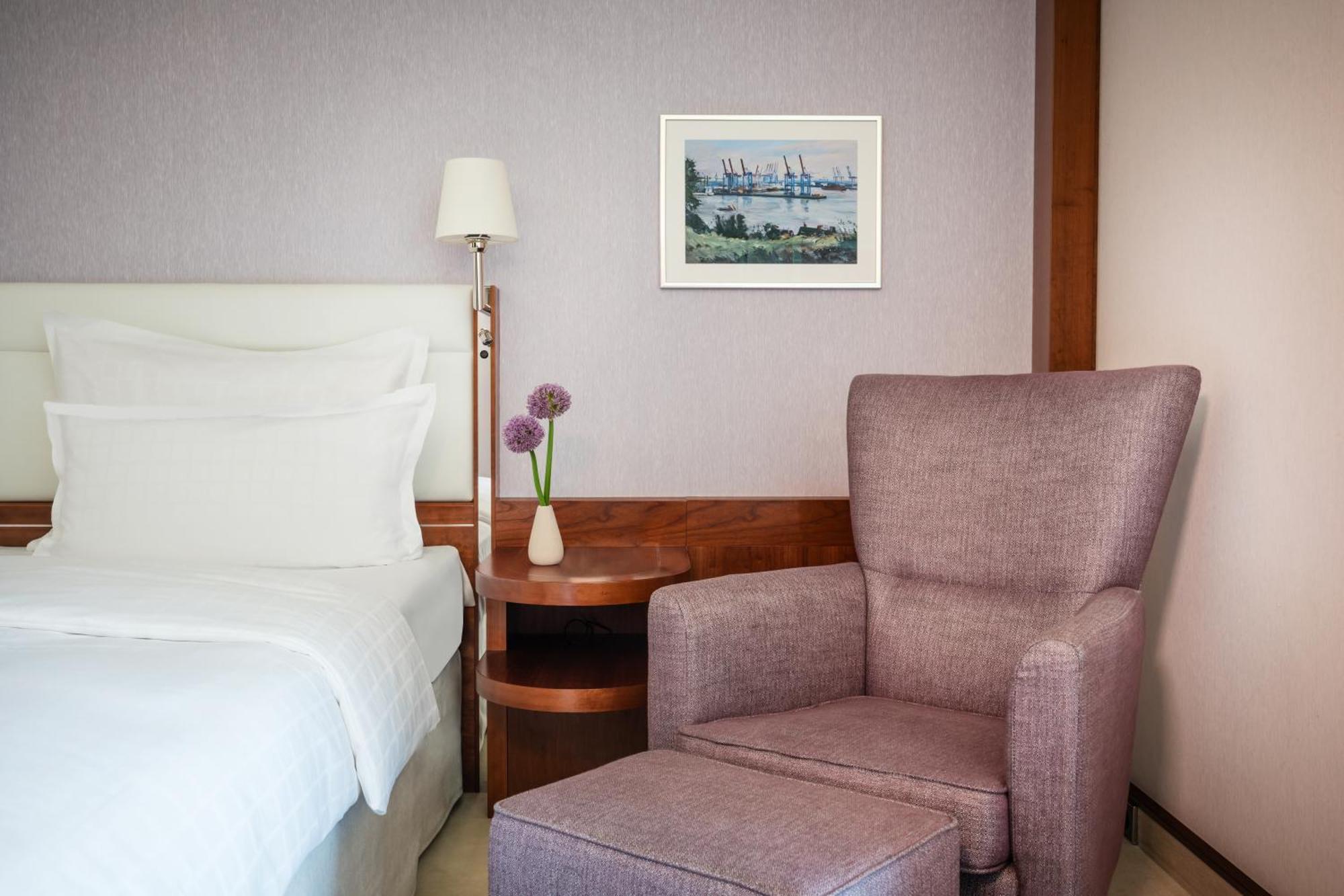 Grand Elysee Hamburg Ngoại thất bức ảnh A room at the hotel